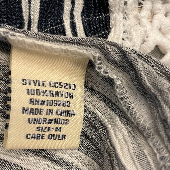 Ocean Drive Coquette Crop Top: Size M - Picture 13 of 13